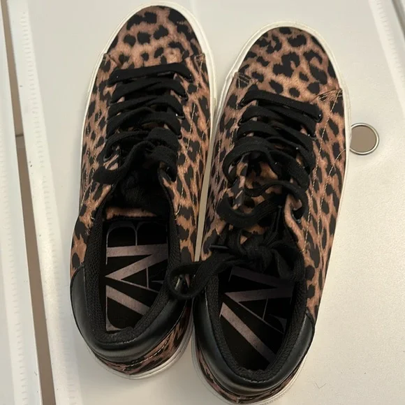 Zara leopard print satin sneakers - Picture 3 of 7